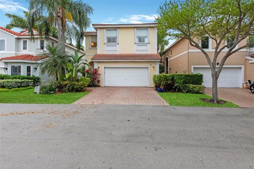 1104 Redwood St, Hollywood, FL, 33019-4807 | Card Image