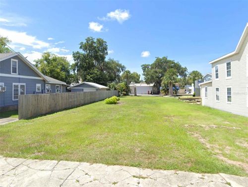 609 Downing St, New Smyrna Beach, FL, 32168-6908 | Card Image