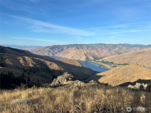 483 Road S Nw, Waterville, WA, 98858-6100 | Card Image