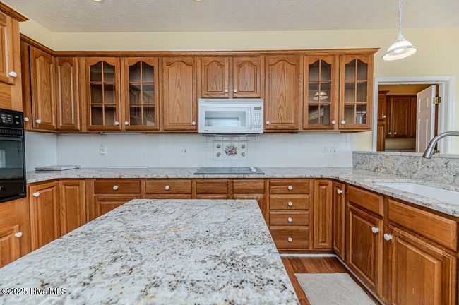 665 Lake Forest Dr Se, House other with 3 bedrooms, 3 bathrooms and 2 parking in Pinehurst NC | Image 13
