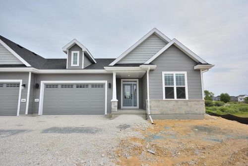 1076 Elderberry Road, Oconomowoc, WI, 53066 | Card Image