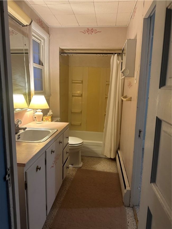 17 Woodlawn Ave, House other with 3 bedrooms, 2 bathrooms and 3 parking in Uniontown PA | Image 13