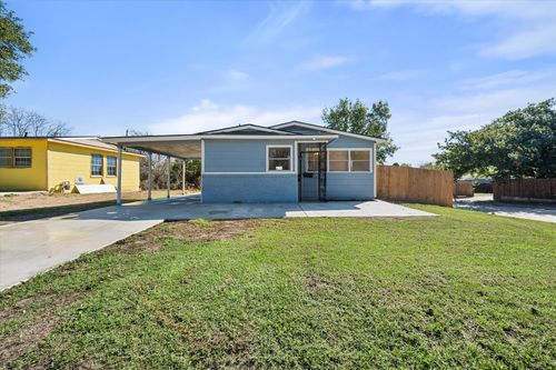 2313 Lucas Dr, Fort Worth, TX, 76112-7920 | Card Image