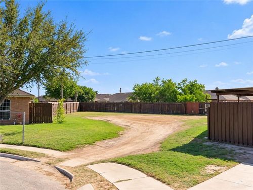 1518 Crisantema Ave, Mission, TX, 78572-0750 | Card Image
