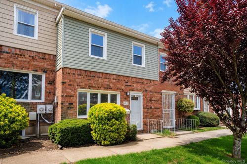 7-426 Corona Ave, Valley Stream, NY, 11580-2662 | Card Image