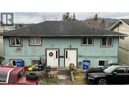 135 4th Ave E, Prince Rupert, BC, V8J1N4 | Card Image
