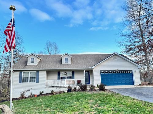 1044 Ackia Dr, Crossville, TN, 38572-9012 | Card Image