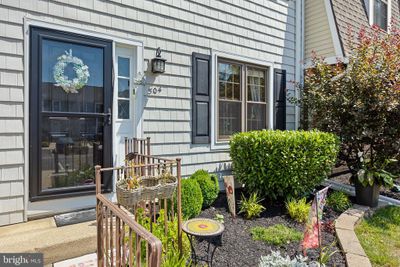 504 Kings Croft, Townhouse with 2 bedrooms, 1 bathrooms and null parking in CHERRY HILL NJ | Image 2