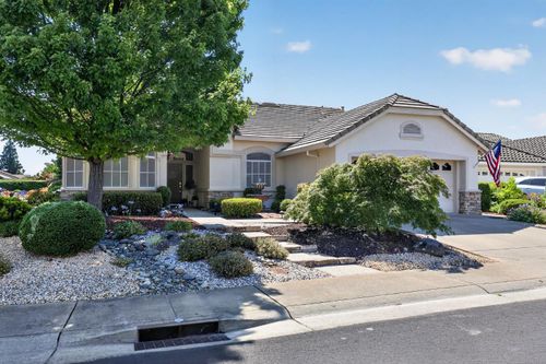 201 Stamos, Roseville, CA, 95747 | Card Image