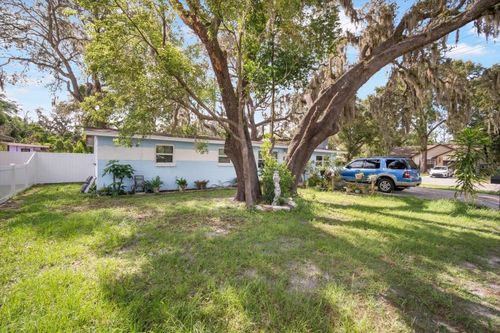 8101 N Dakota Ave, TAMPA, FL, 33604-2701 | Card Image