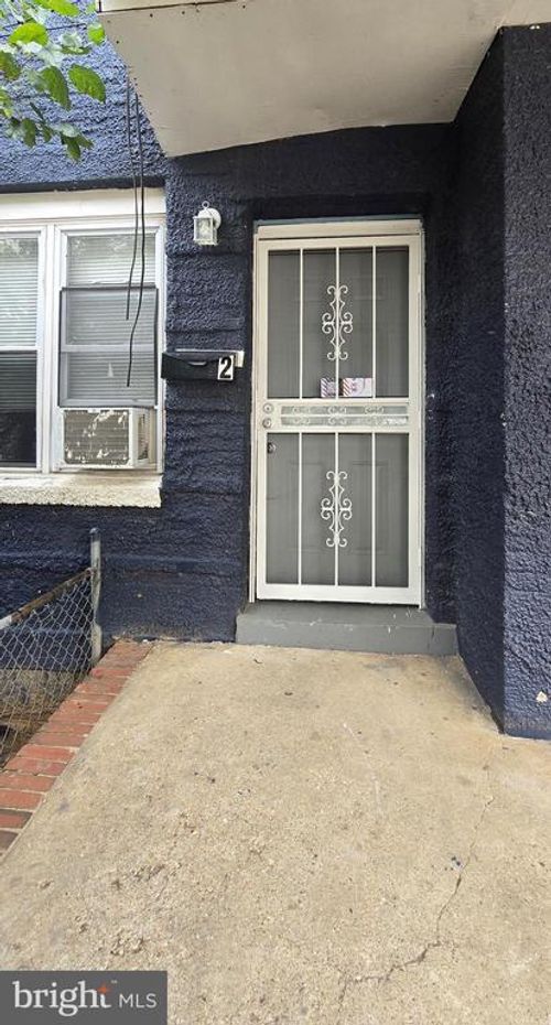 2-4636 Hillside Rd Se, WASHINGTON, DC, 20019-4962 | Card Image