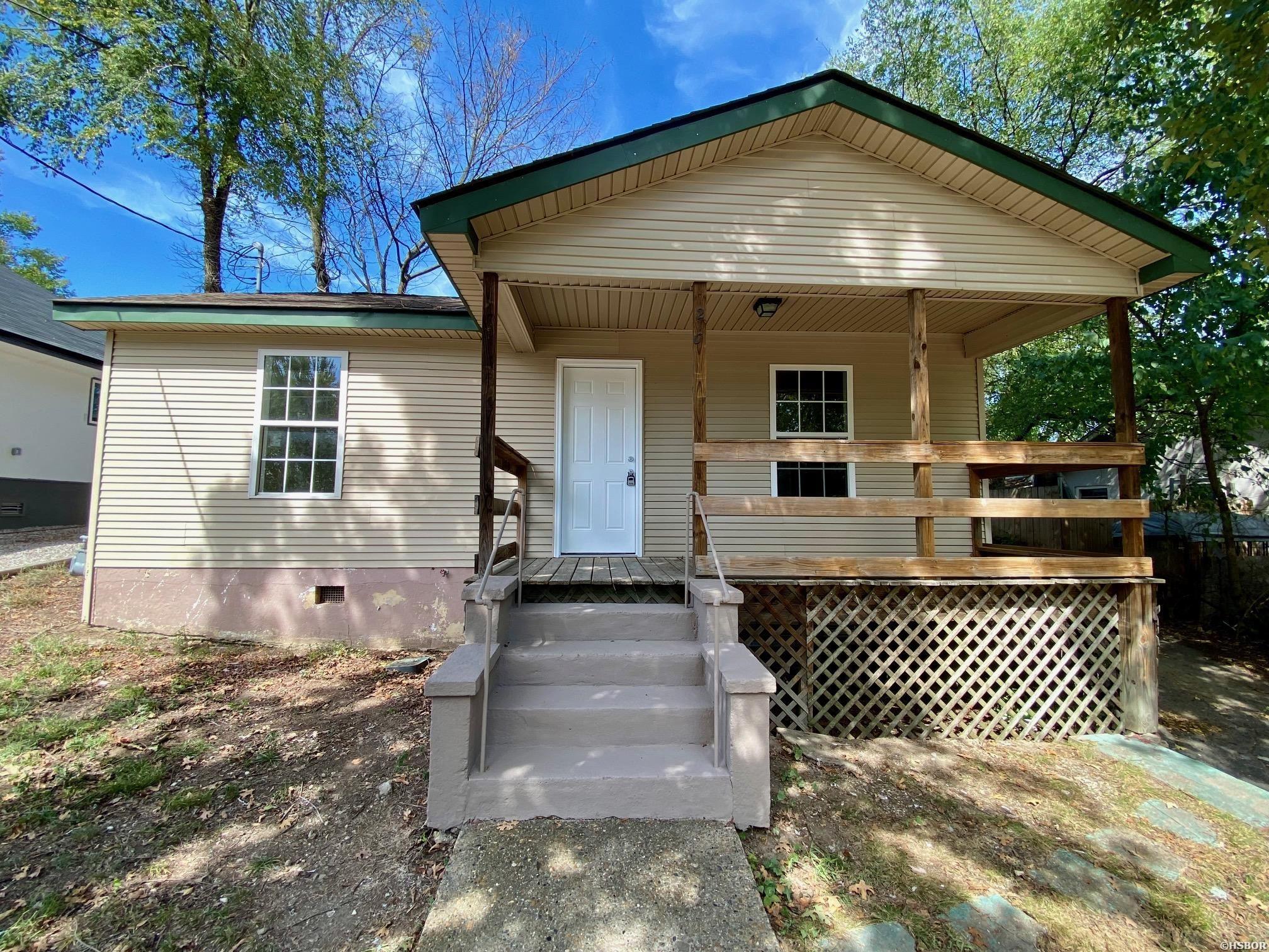 Morrison Ave, Hot Springs National Park, AR 71901