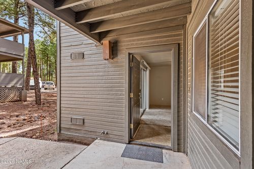 3-122-1385 W University Ave, Flagstaff, AZ, 86001-7131 | Card Image