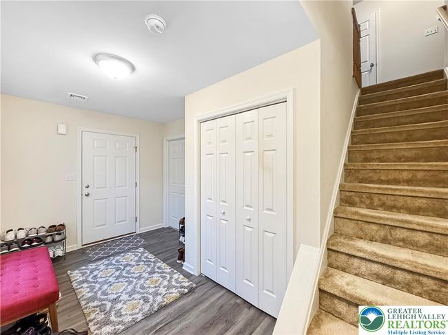 32 W Clark St, House other with 4 bedrooms, 4 bathrooms and null parking in HELLERTOWN PA | Image 4