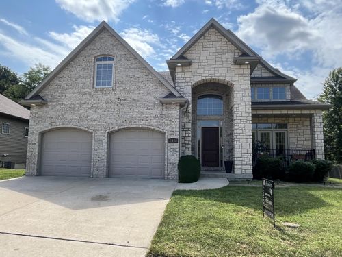 2606 Stratford Chase Cir, Columbia, MO, 65201-7161 | Card Image