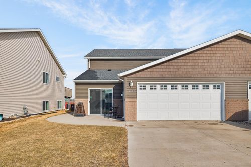 1287 4th St Nw, West Fargo, ND, 58078-3935 | Card Image