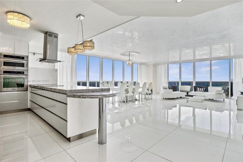 apt-5102-1830 S Ocean Dr, Hallandale Beach, FL, 33009-7721 | Card Image