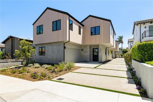 a-2206 Gates Ave, Redondo Beach, CA, 90278-2026 | Card Image