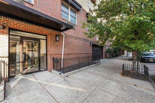 apt-2d-204 Grand St, Hoboken, NJ, 07030-8536 | Card Image