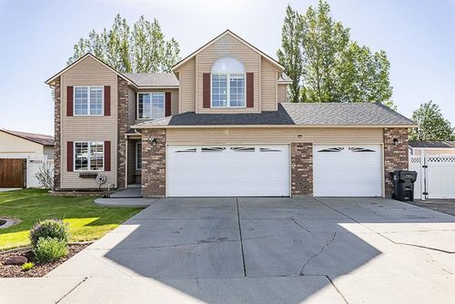 1105 Rosewood Dr, Rock Springs, WY, 82901-4487 | Card Image