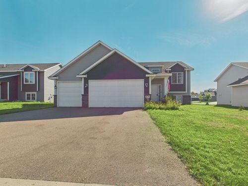 425 Eagle St Nw, Isanti, MN, 55040 | Card Image