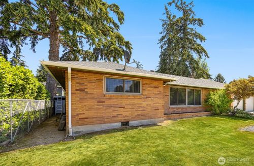24608 Marine View Drive S, Des Moines, WA, 98198 | Card Image