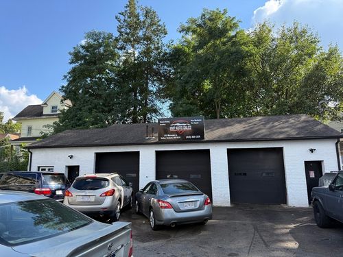 1213 Worcester St, Springfield, MA, 01151-1464 | Card Image