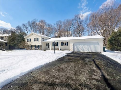 141 Ledgerock Lane, Brighton, NY, 14618 | Card Image