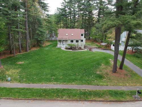 65 Briarcliff Ln, Holliston, MA, 01746-1035 | Card Image