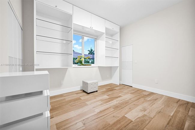 433 Nw 127 Th Ave, House other with 5 bedrooms, 4 bathrooms and null parking in Miami FL | Image 65
