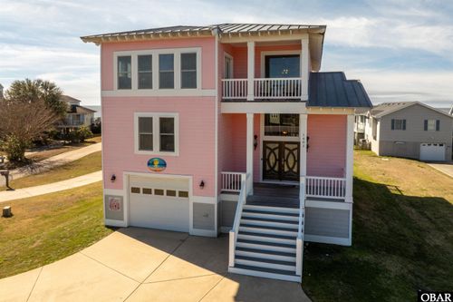 1601 Harbour View Dr, Kill Devil Hills, NC, 27948-8652 | Card Image