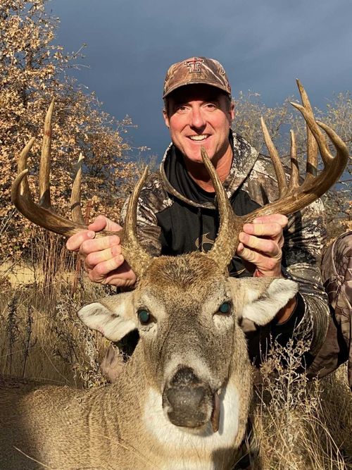 6551 Crooked Creek Rd, Bowie, TX, 76230-8307 | Card Image