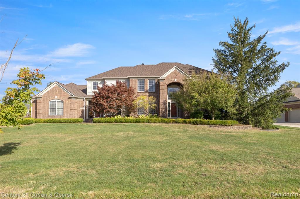 Powell Ridge Ct, Plymouth, MI 48170