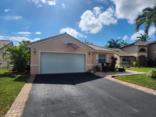 120 Nw 189th Ave, Pembroke Pines, FL, 33029-3296 | Card Image