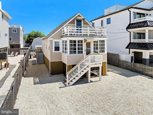215 W 23rd St, SHIP BOTTOM, NJ, 08008-4308 | Card Image