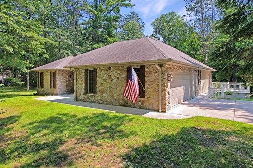 N2766 Stanley Lane, PESHTIGO, WI, 54143 | Card Image
