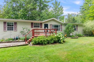 301 Sheldon Heights, House other with 3 bedrooms, 2 bathrooms and null parking in Sheldon VT | Image 3