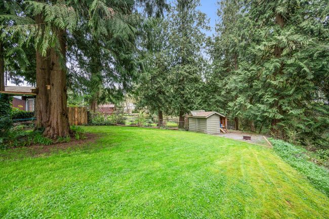 20134 41a Ave, House other with 3 bedrooms, 3 bathrooms and 5 parking in Langley BC | Image 35