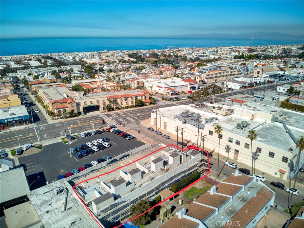 Commercial Sale in Hermosa Beach 2