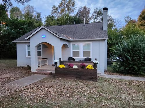 4033 W Tyvola Rd, Charlotte, NC, 28208-6743 | Card Image