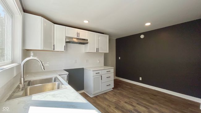 929 Bancroft St, House other with 3 bedrooms, 2 bathrooms and null parking in Indianapolis IN | Image 4