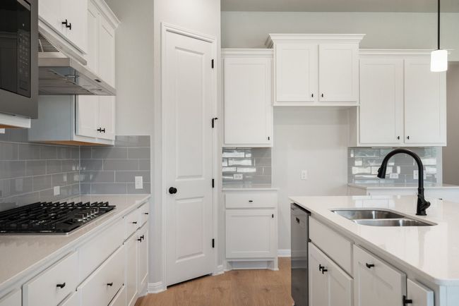 280 Treadwell Ln, House other with 3 bedrooms, 2 bathrooms and 4 parking in Kyle TX | Image 11