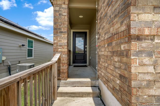 31646 Untrodden Way, House other with 4 bedrooms, 2 bathrooms and null parking in Bulverde TX | Image 4