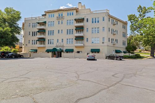 204-2068 Walton Way, Augusta, GA,  | Card Image