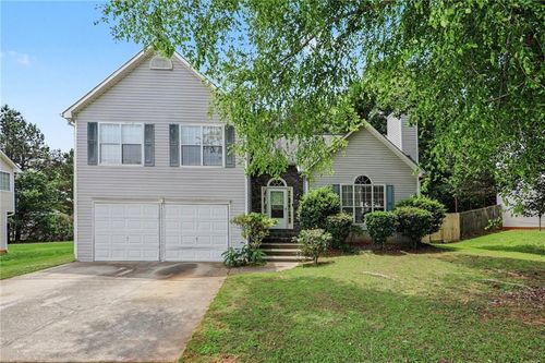 10617 Barberry Dr, Hampton, GA, 30228-3237 | Card Image