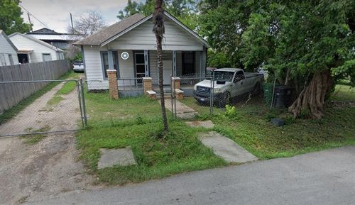 7023 Bonham St, Houston, TX, 77020-5303 | Card Image