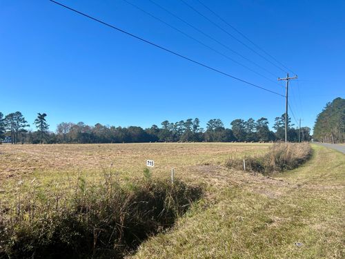 715 Nunuville Rd, Walterboro, SC, 29488-9646 | Card Image