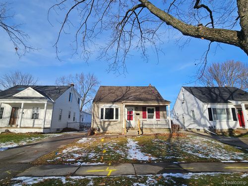 152 Highland Ave, Clawson, MI, 48017-1569 | Card Image