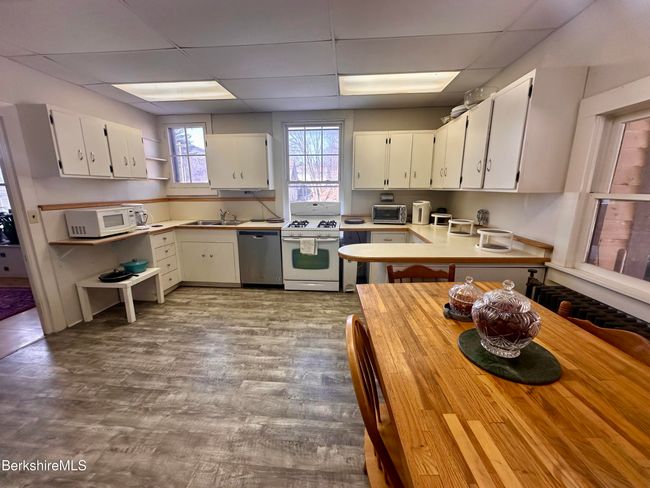127 Main Rd, Home with 0 bedrooms, 2 bathrooms and 2 parking in Colrain MA | Image 18