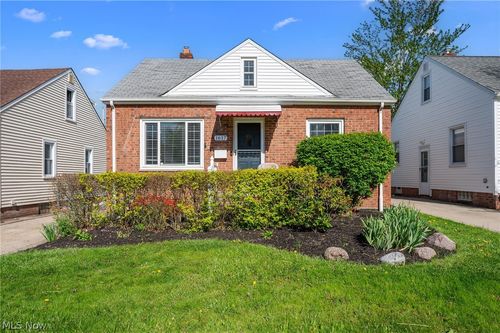 1617 Fruitland Ave, Mayfield Heights, OH, 44124-3403 | Card Image